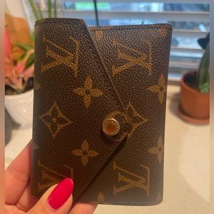 LV Victorine Wallet